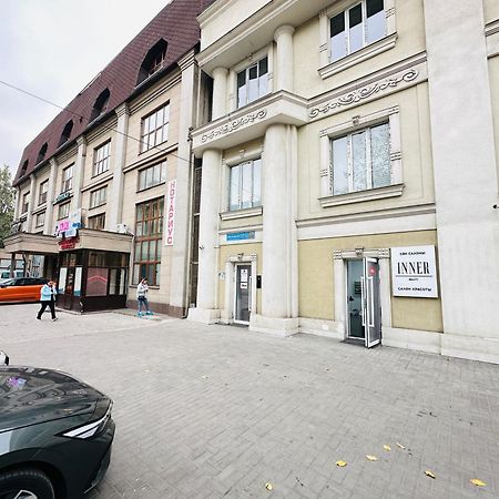 Center Capsule Hotel Almaty Luaran gambar