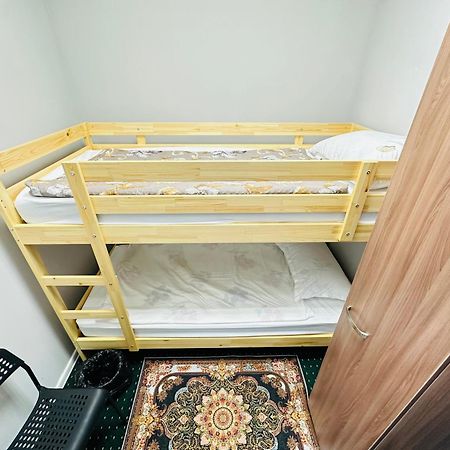Center Capsule Hotel Almaty Luaran gambar