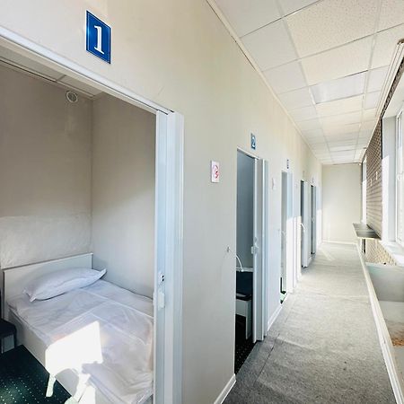 Center Capsule Hotel Almaty Luaran gambar